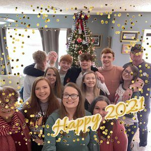 Meet your Posher, April